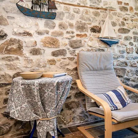 Apartamento Alifadas 1836 *